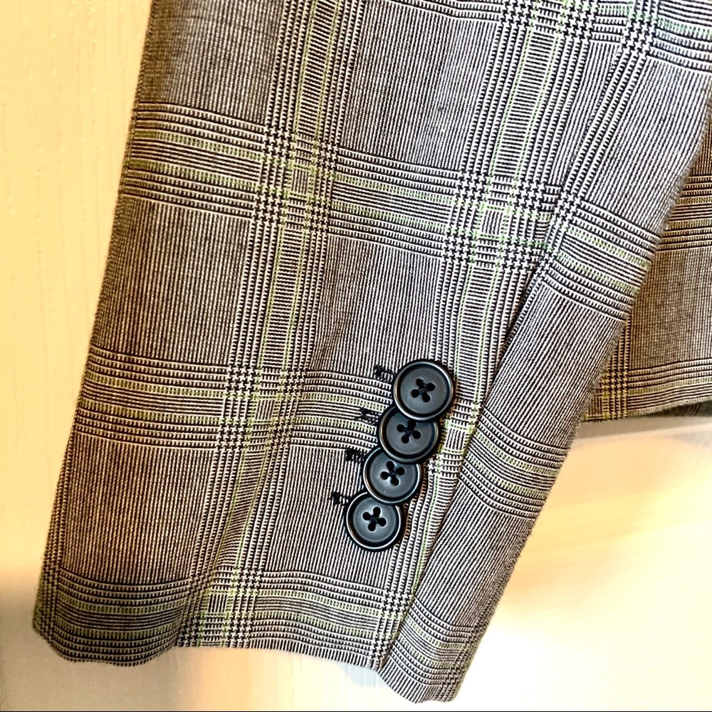 LANDS’ END Single Breasted Plaid Blazer—SZ. 4 - Picture 13 of 14